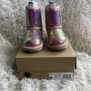 UGG classic short sequin boots, pink size 7 toddler